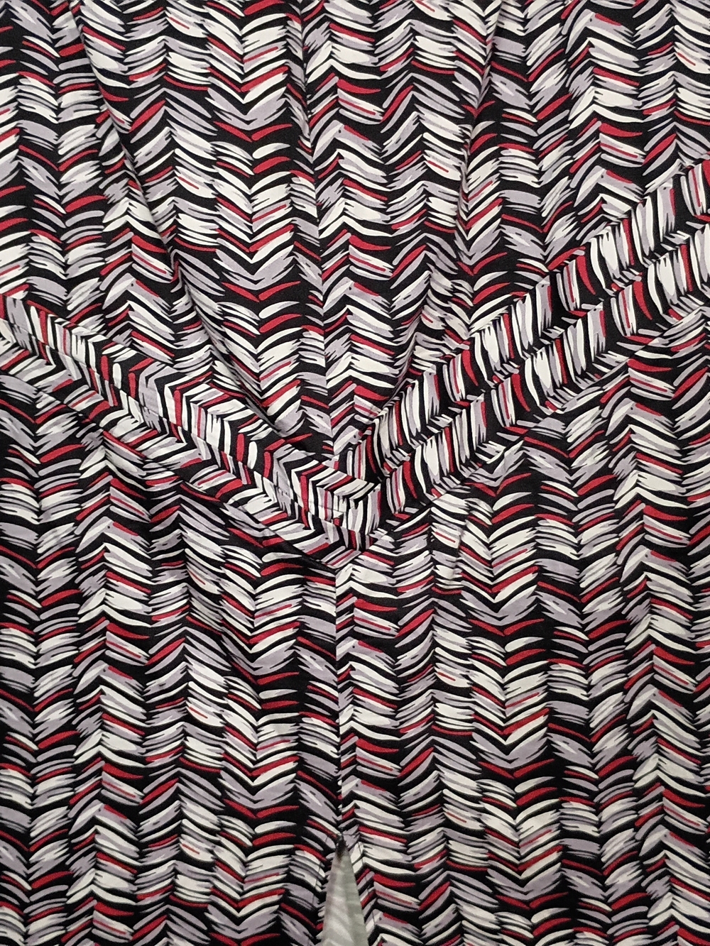 Ashley Stewart Black and Mauve Chevron Midi Skirt Size 16 - Picture 6 of 6